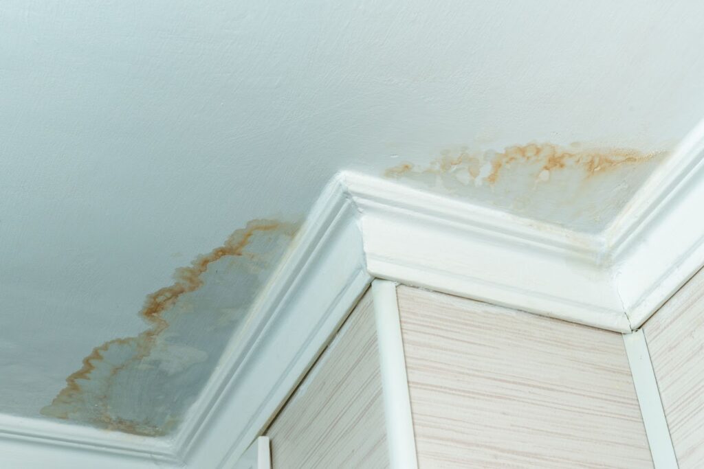 plumber-sandton-burst-pipe-leaking-water-homeowner-concerned-calling-plumber-crusaders-plumbing